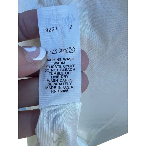 Vintage Women's Night Gown Sleepwear V-Neck Floral Lace Ivory Size Medium - Picture 15 of 16